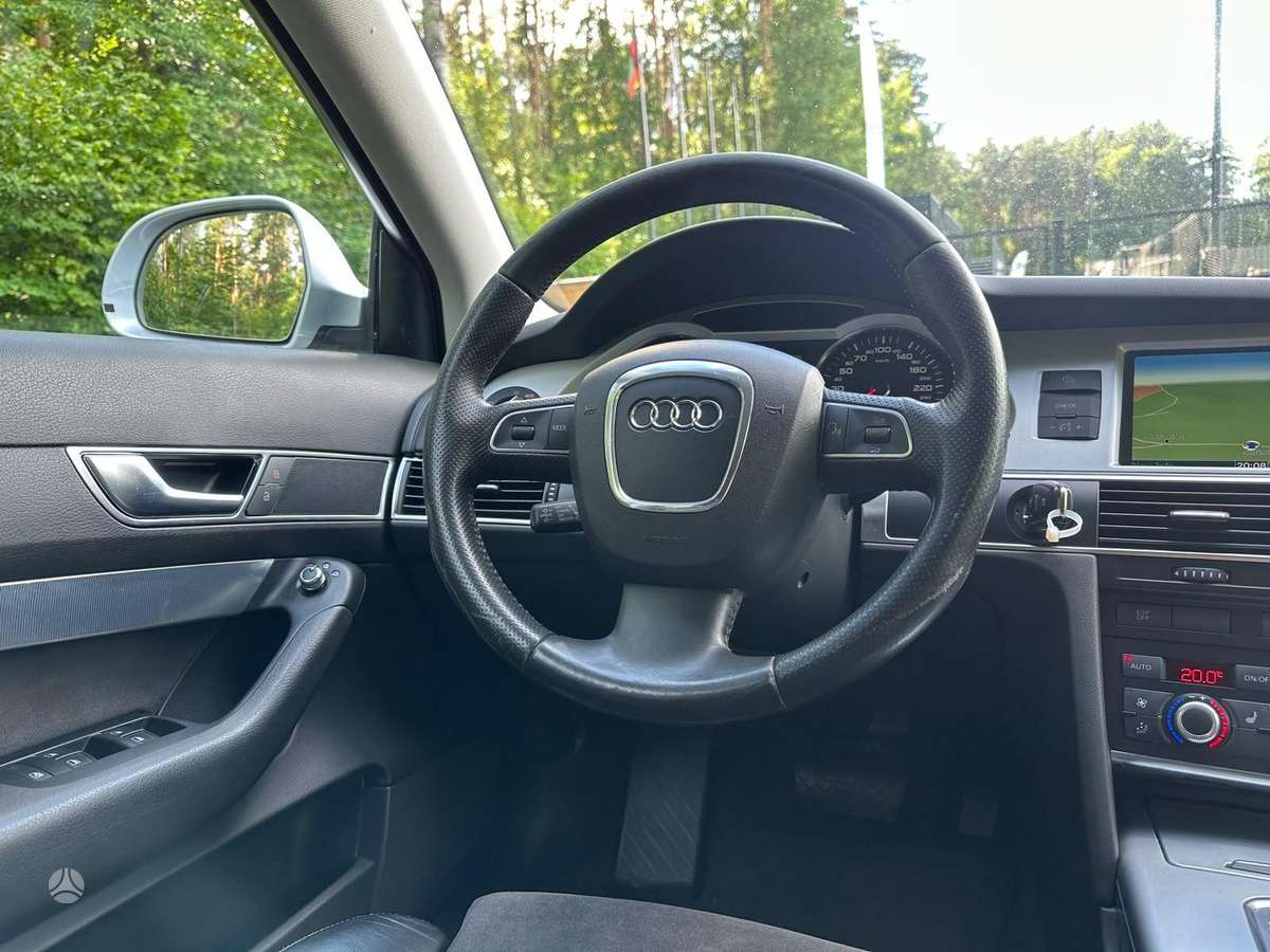 Audi A6 2011 — photo 16