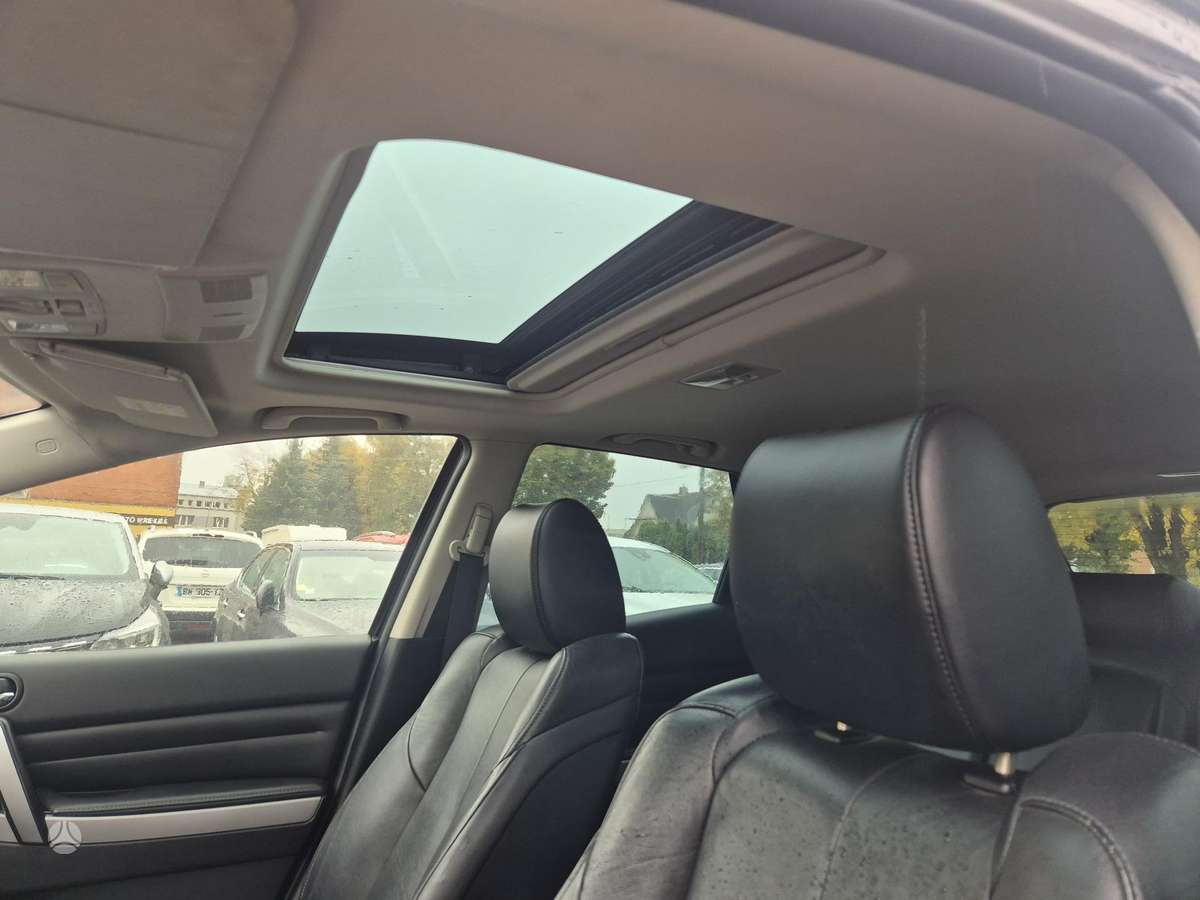 Mazda CX-7 2011 — photo 16