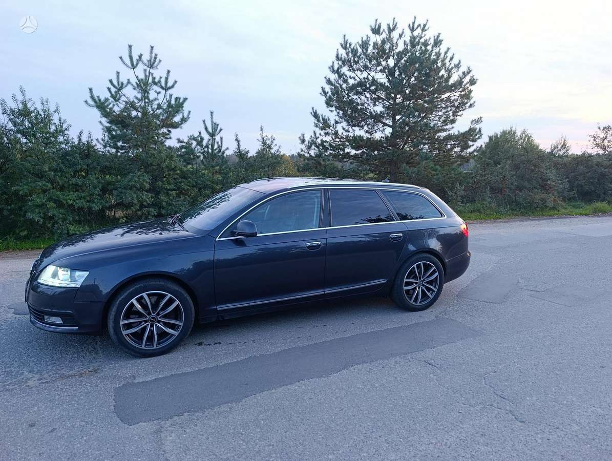 Audi A6 2009 — вигляд ззаду