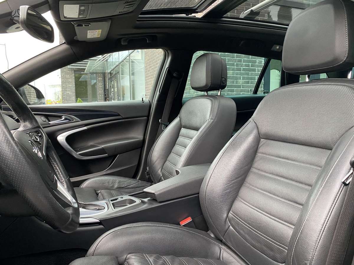 Opel Insignia 2015 — photo 25