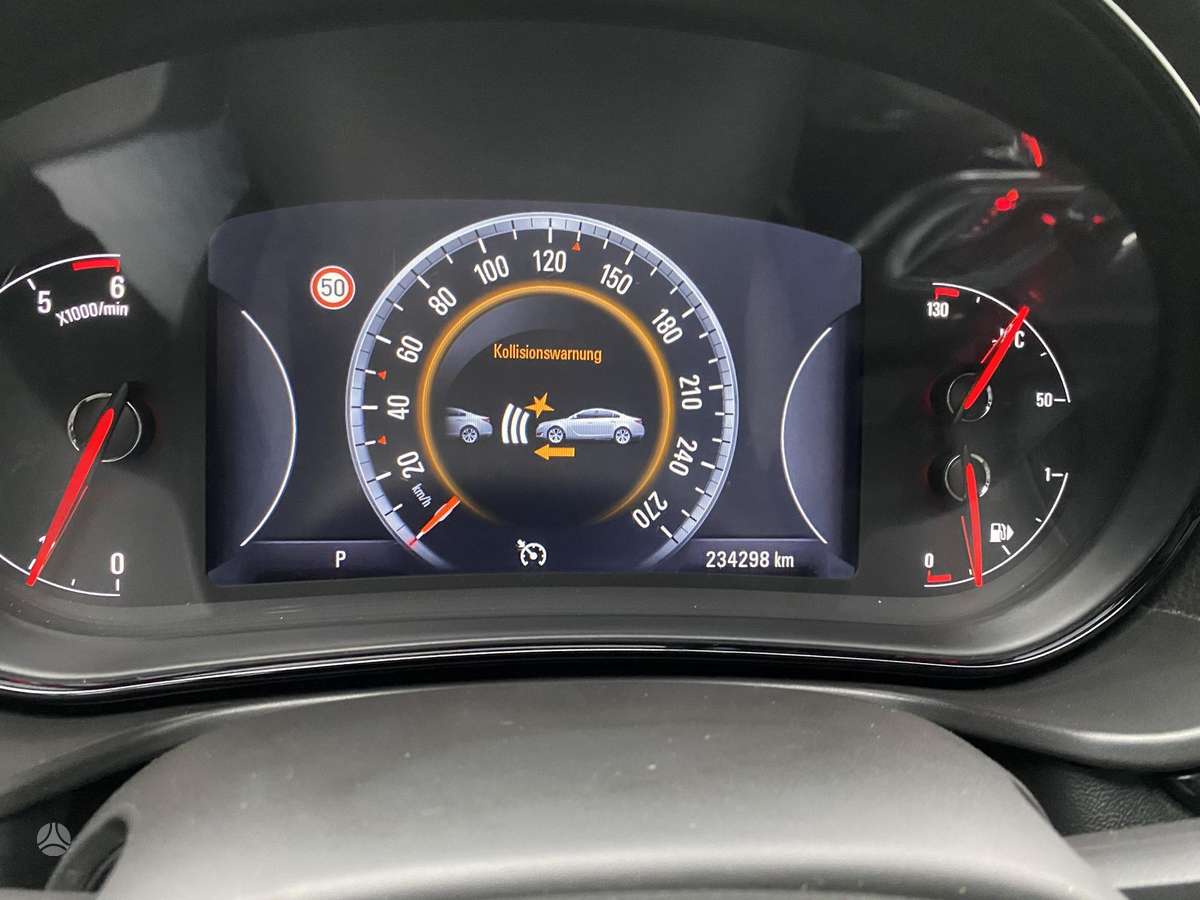 Opel Insignia 2015 — photo 34