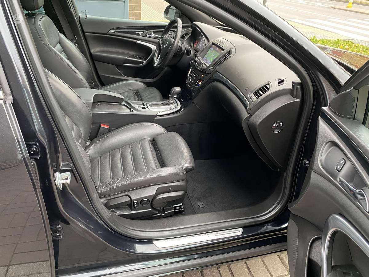 Opel Insignia 2015 — photo 40
