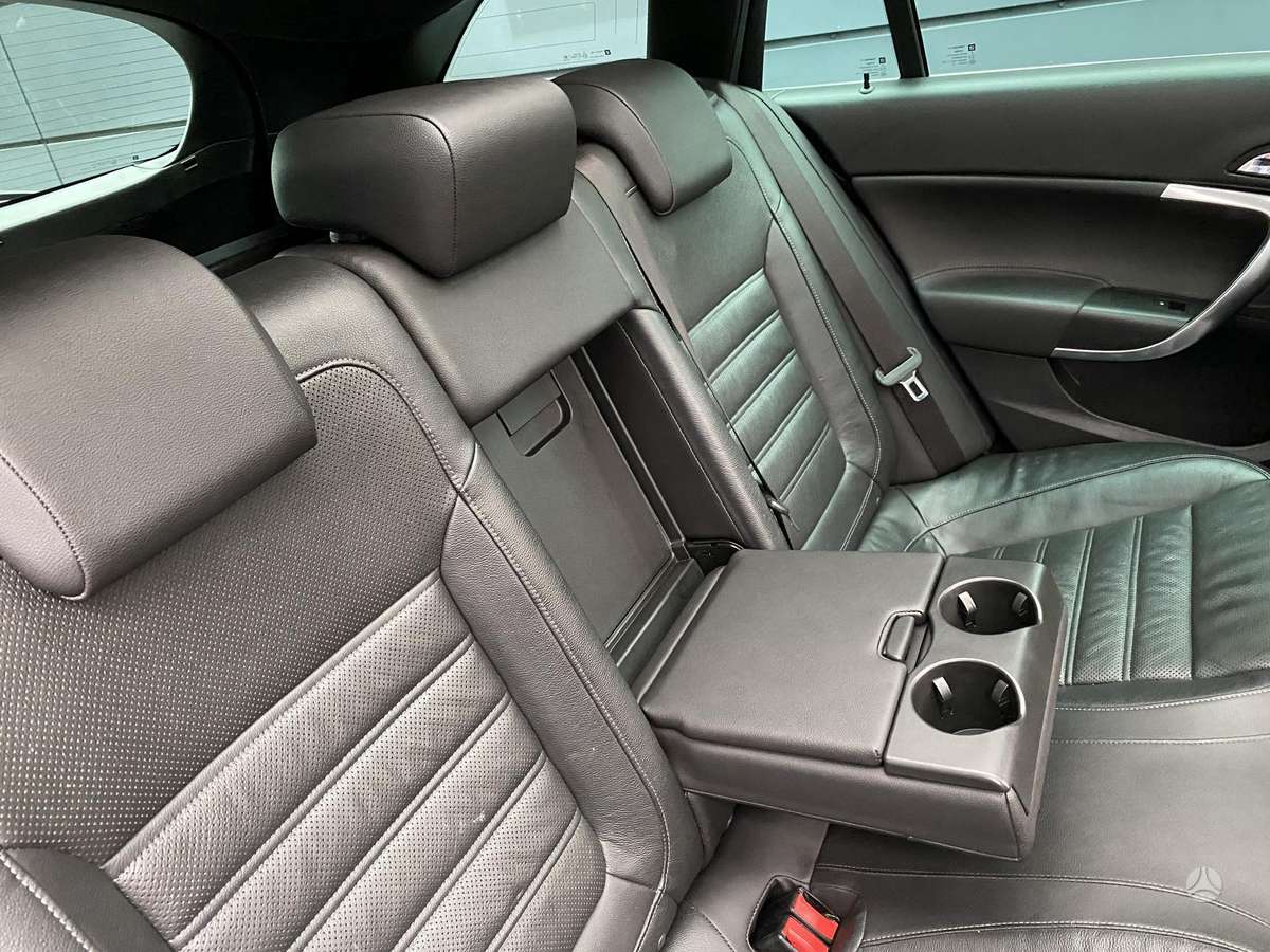 Opel Insignia 2015 — photo 41