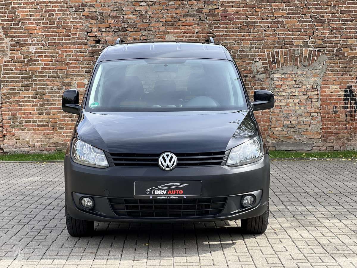 Volkswagen Caddy 2013 — салон