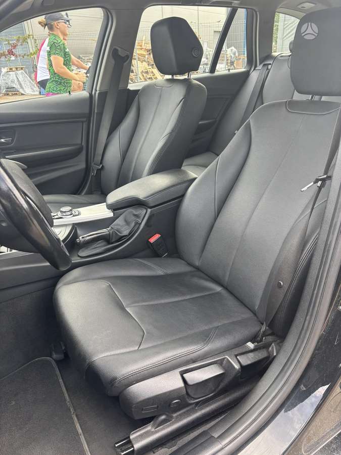 BMW 320 2014 — photo 8