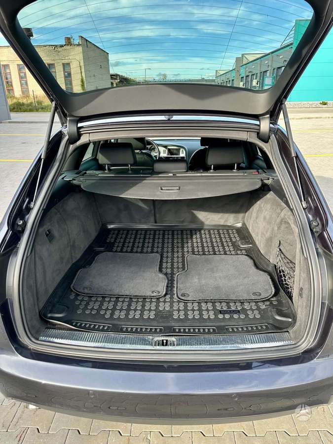 Audi A6 2009 — photo 11