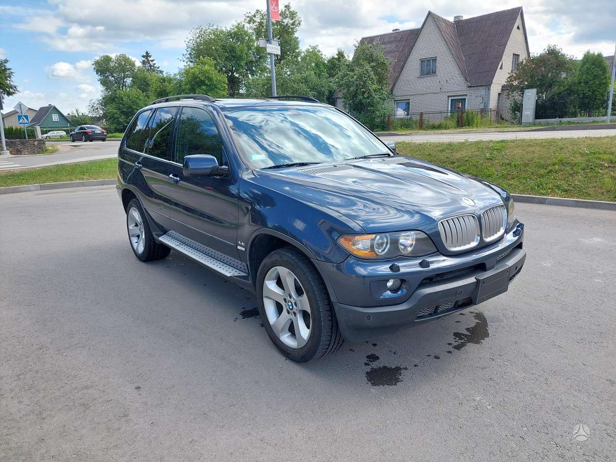 BMW X5 2006 — вигляд ззаду