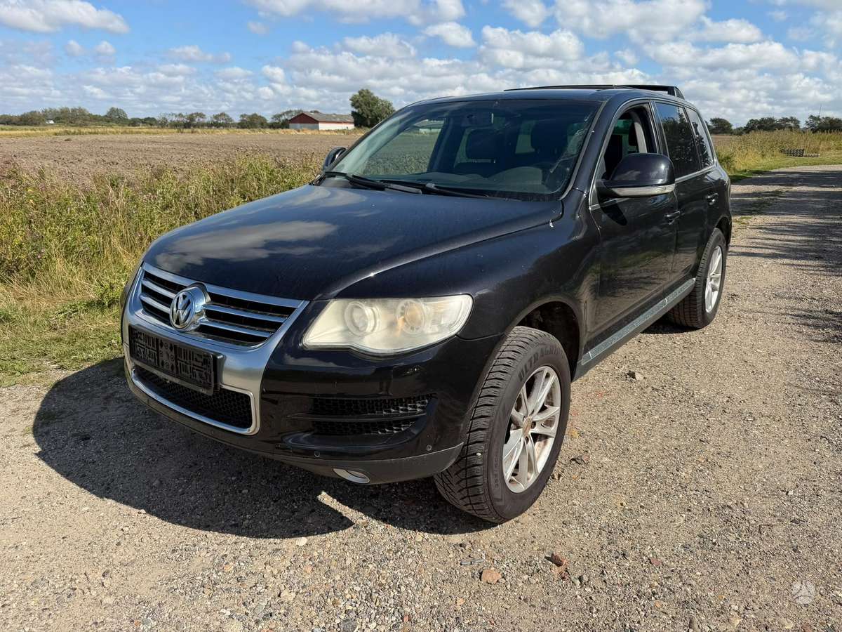 Volkswagen Touareg 2007 — engine 2460 cm³, 174 HP (128kW)