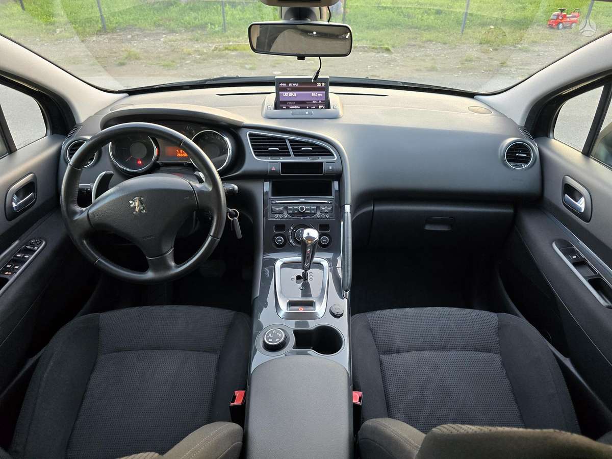 Peugeot 3008 2011 — photo 13