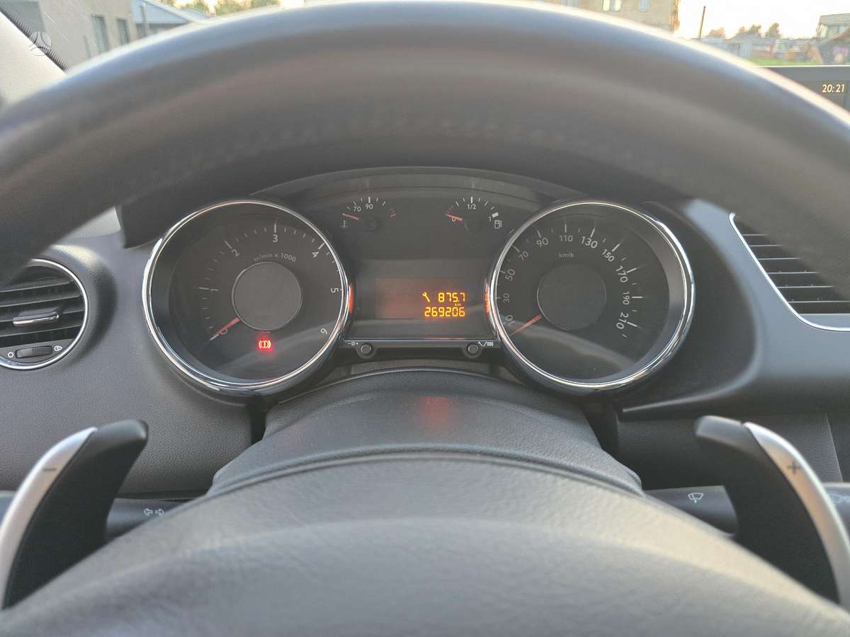 Peugeot 3008 2011 — photo 16
