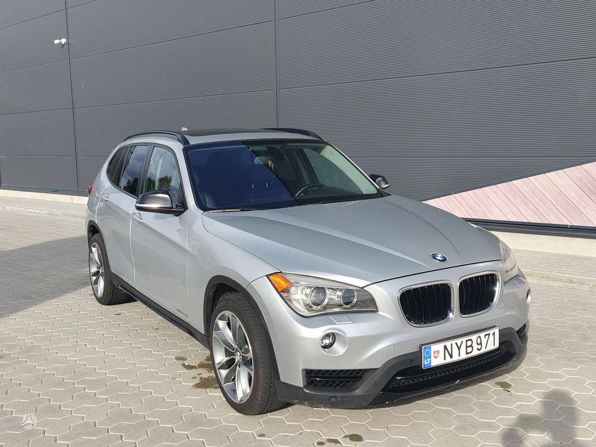 BMW X1 2014 — rear view