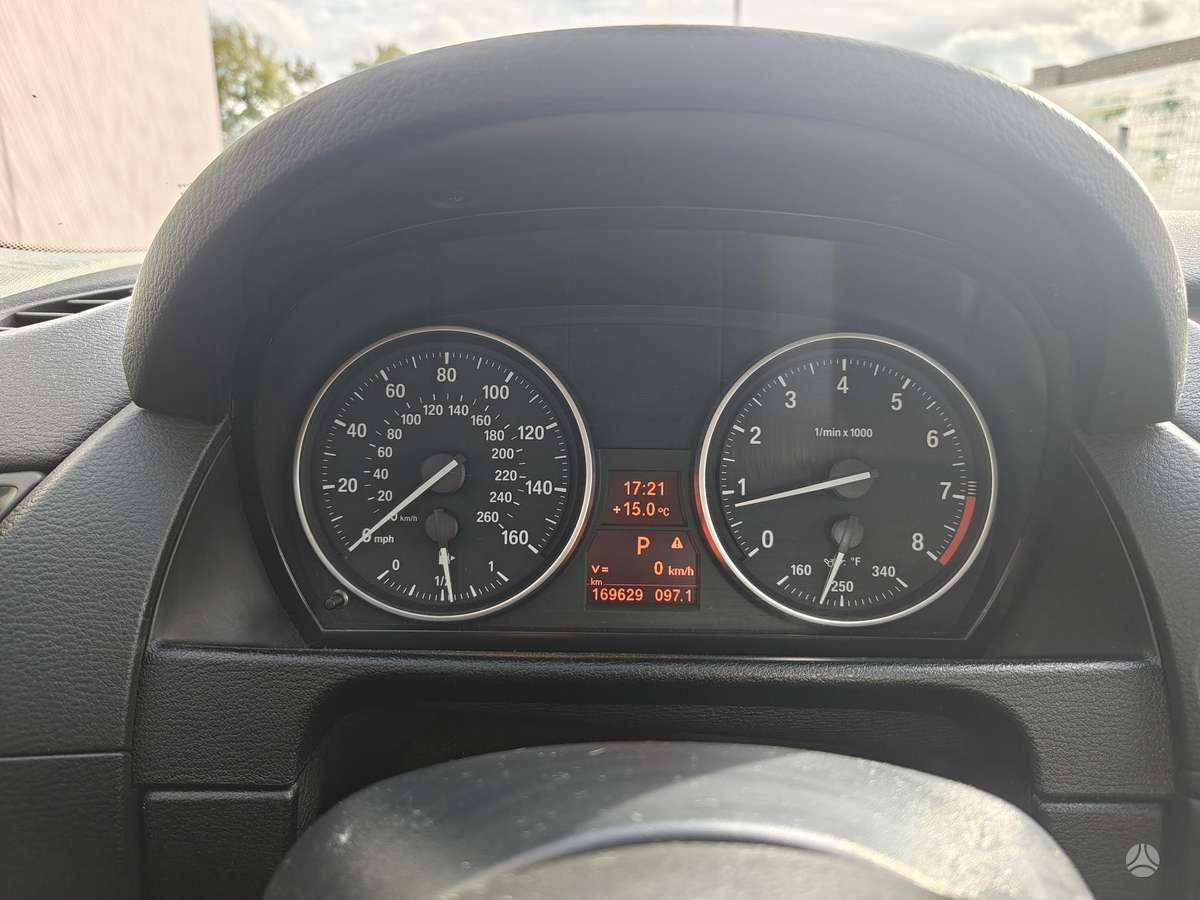 BMW X1 2014 — photo 20