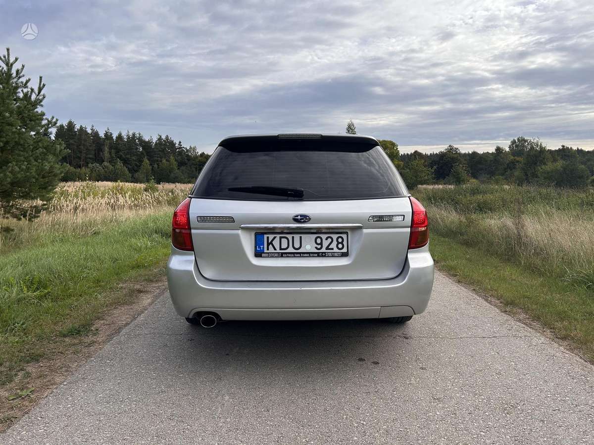 Subaru Legacy 2005 — engine 1994 cm³, 137 HP (101kW)