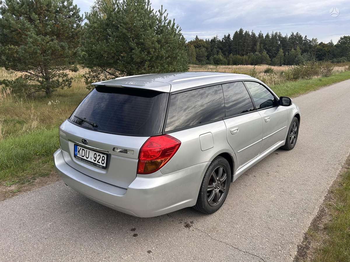 Subaru Legacy 2005 — photo 5