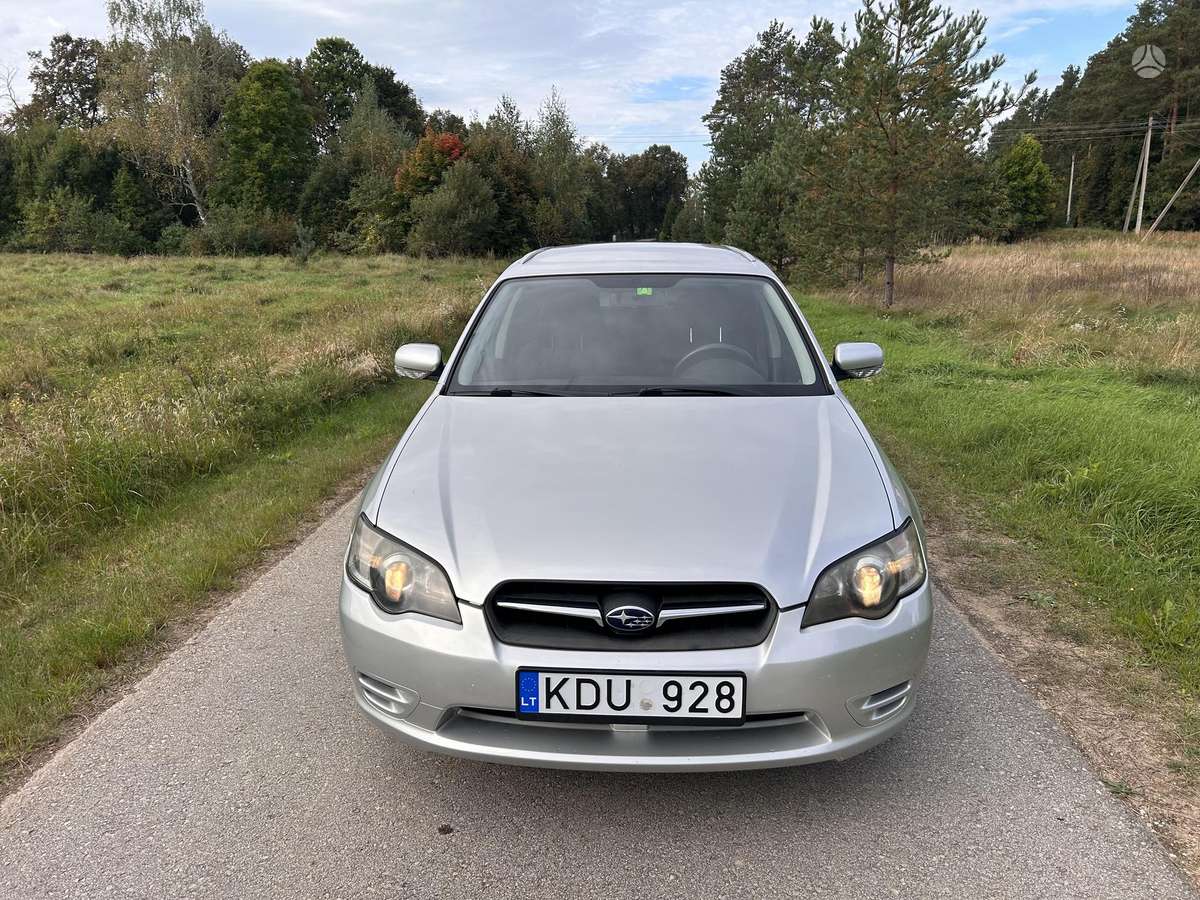 Subaru Legacy 2005 — photo 8