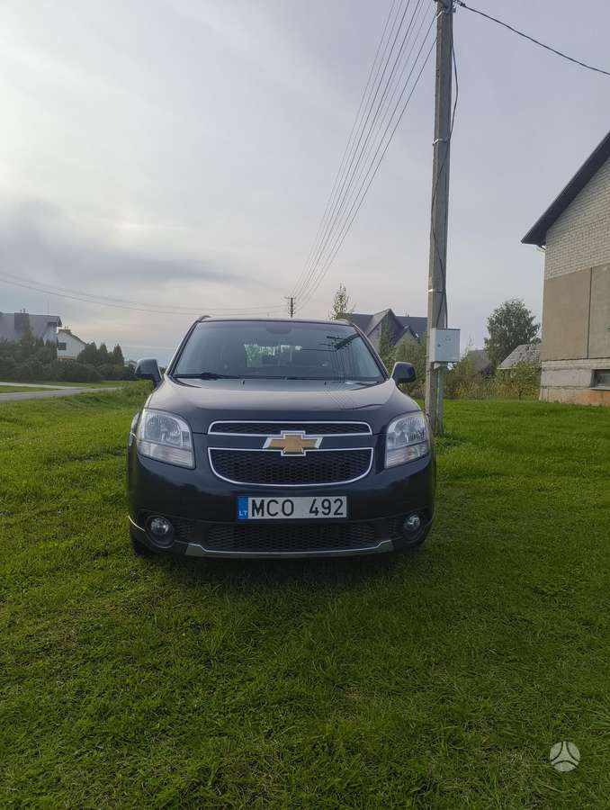 Chevrolet Orlando 2012 — rear view