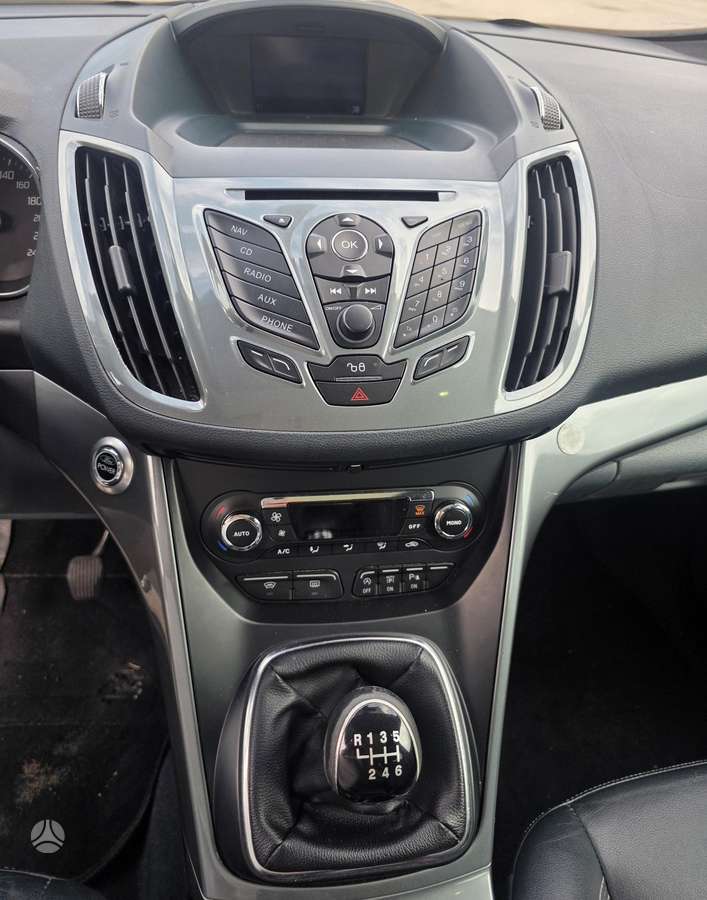 Ford Grand 2012 — photo 11