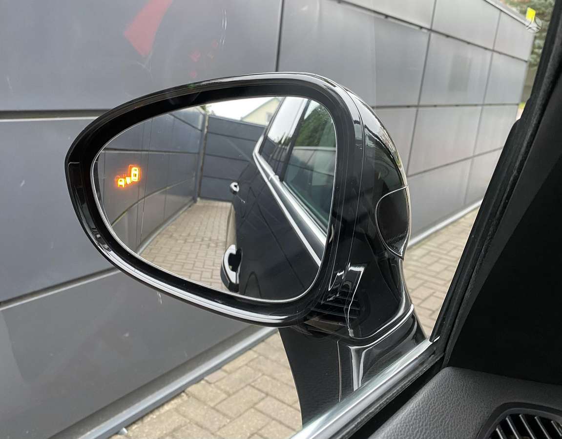 Opel Zafira 2012 — photo 14