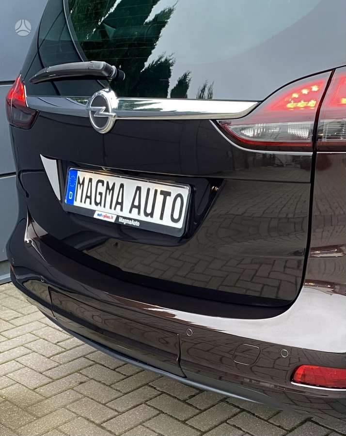 Opel Zafira 2012 — photo 17