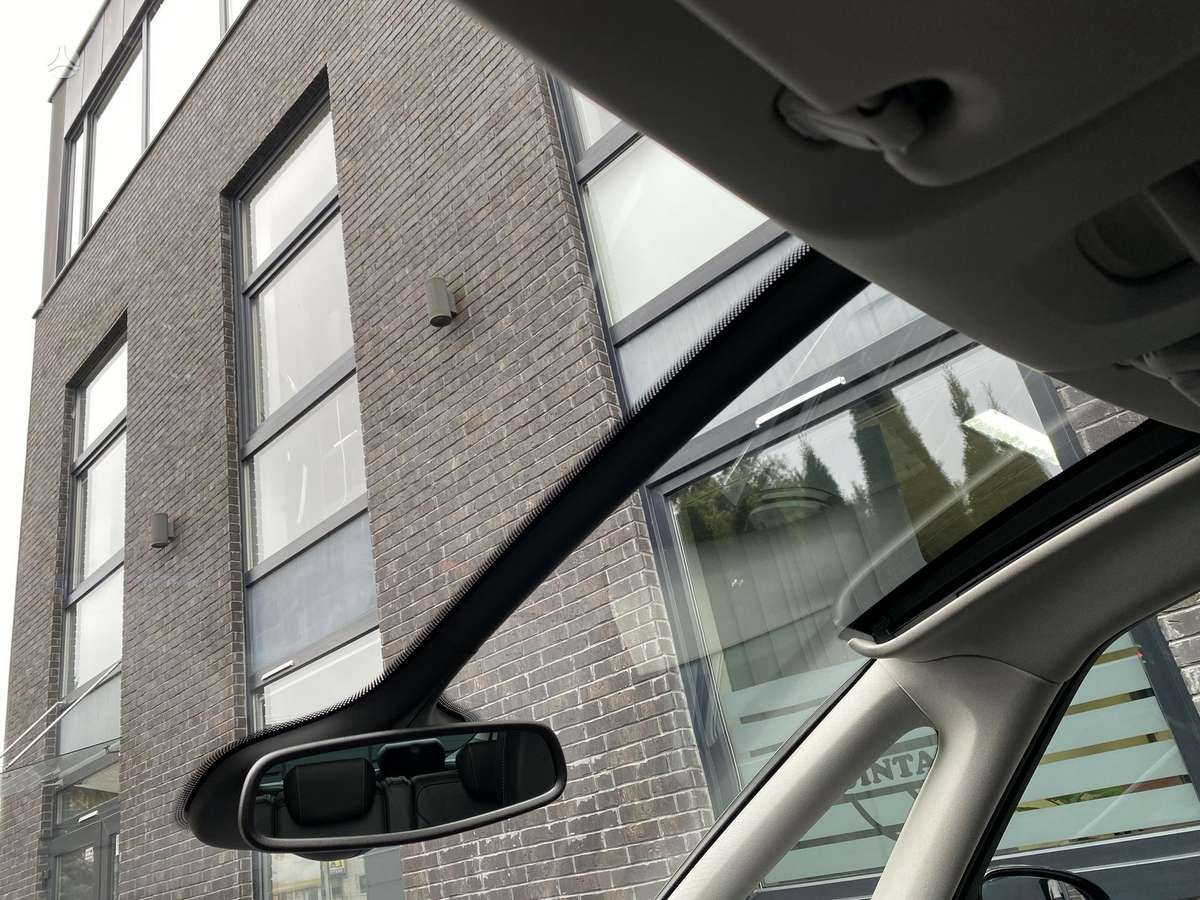 Opel Zafira 2012 — photo 19