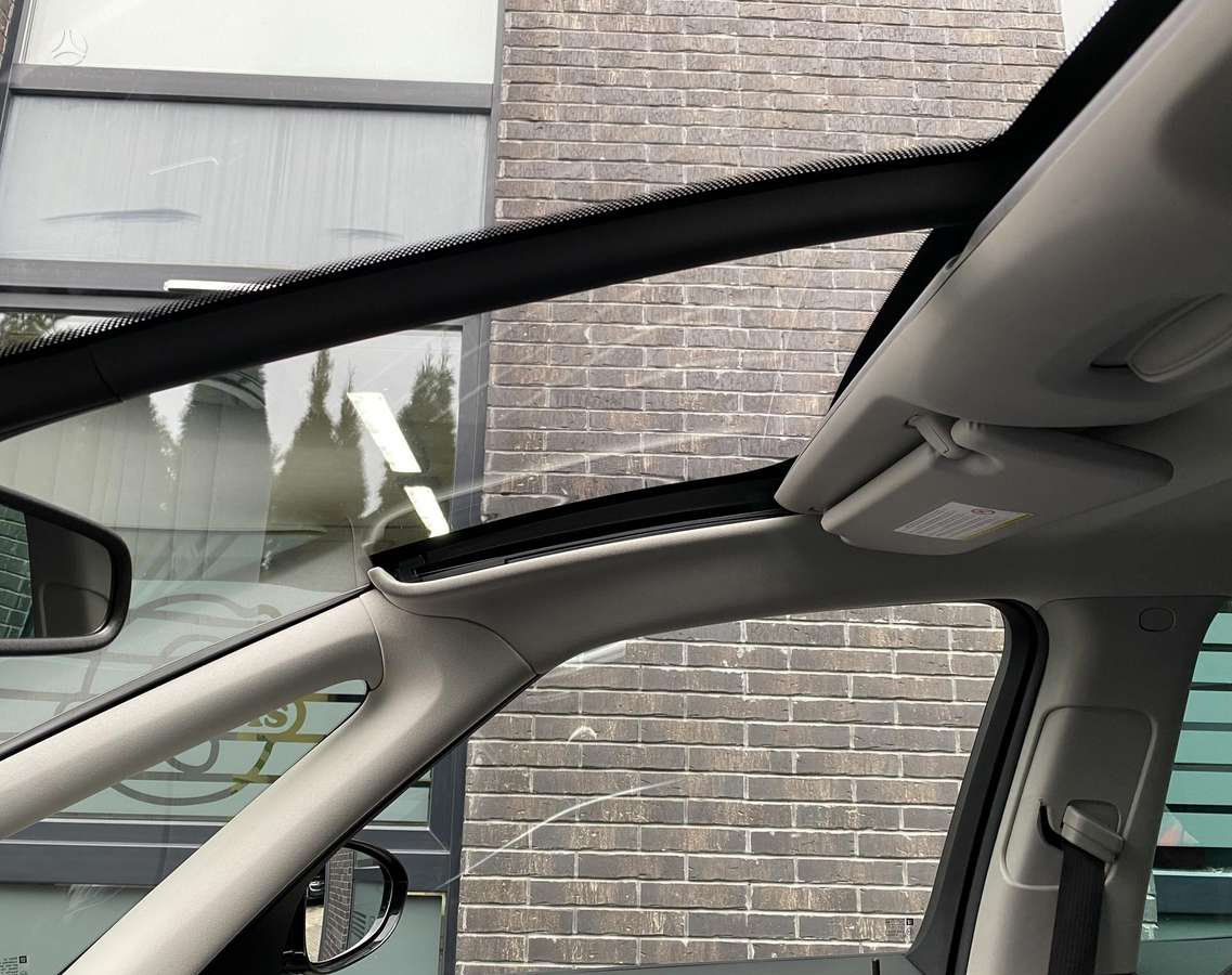 Opel Zafira 2012 — photo 20