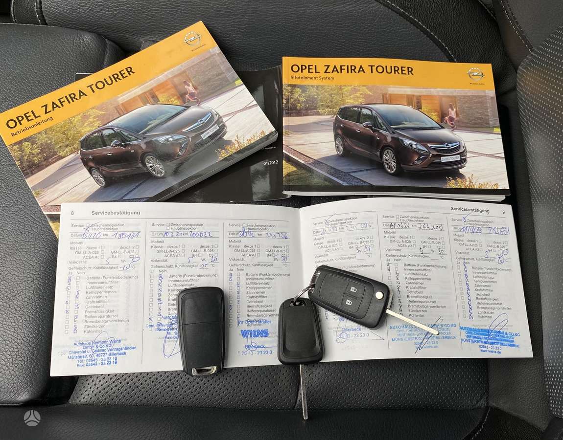 Opel Zafira 2012 — photo 54