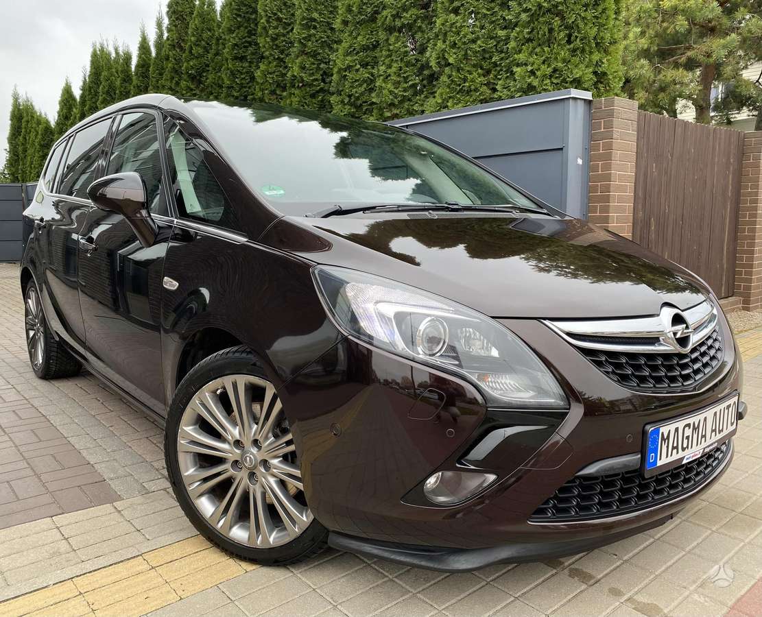 Opel Zafira 2012 — photo 9