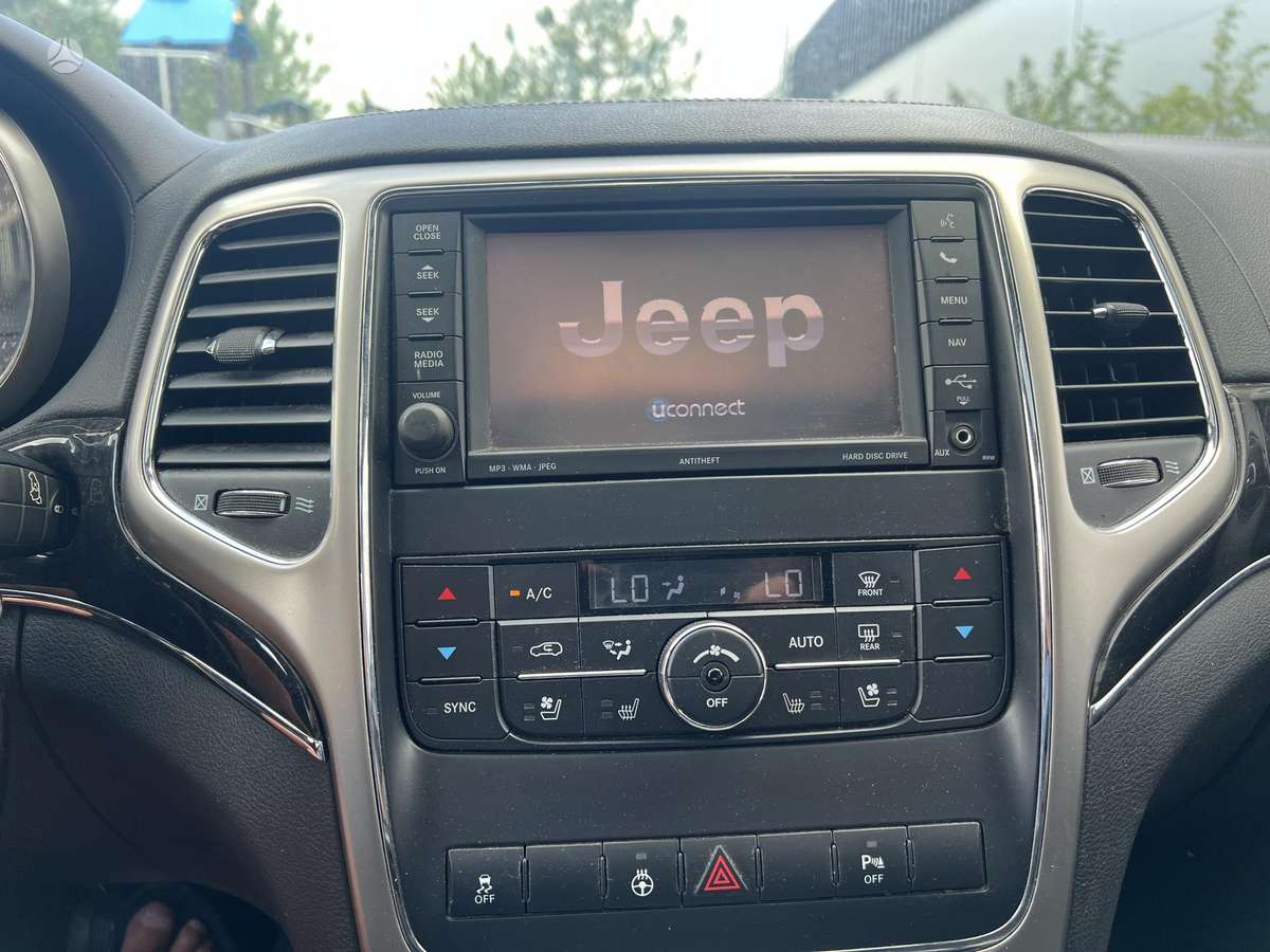 Jeep Grand 2014 — photo 18