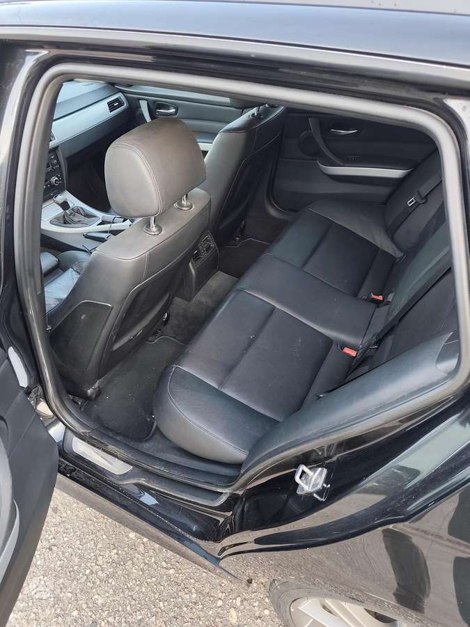 BMW 316 2011 — photo 8