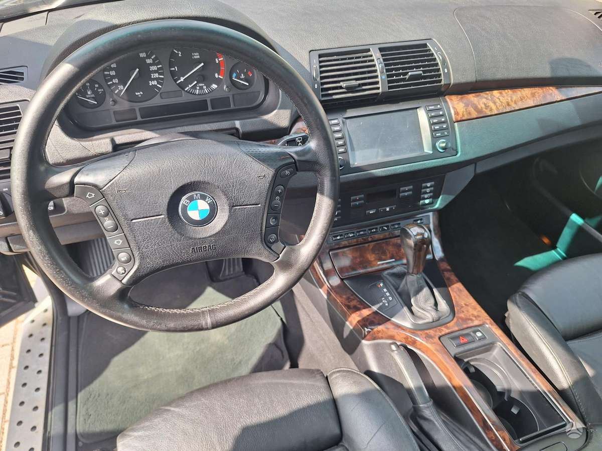BMW X5 2004 — photo 16
