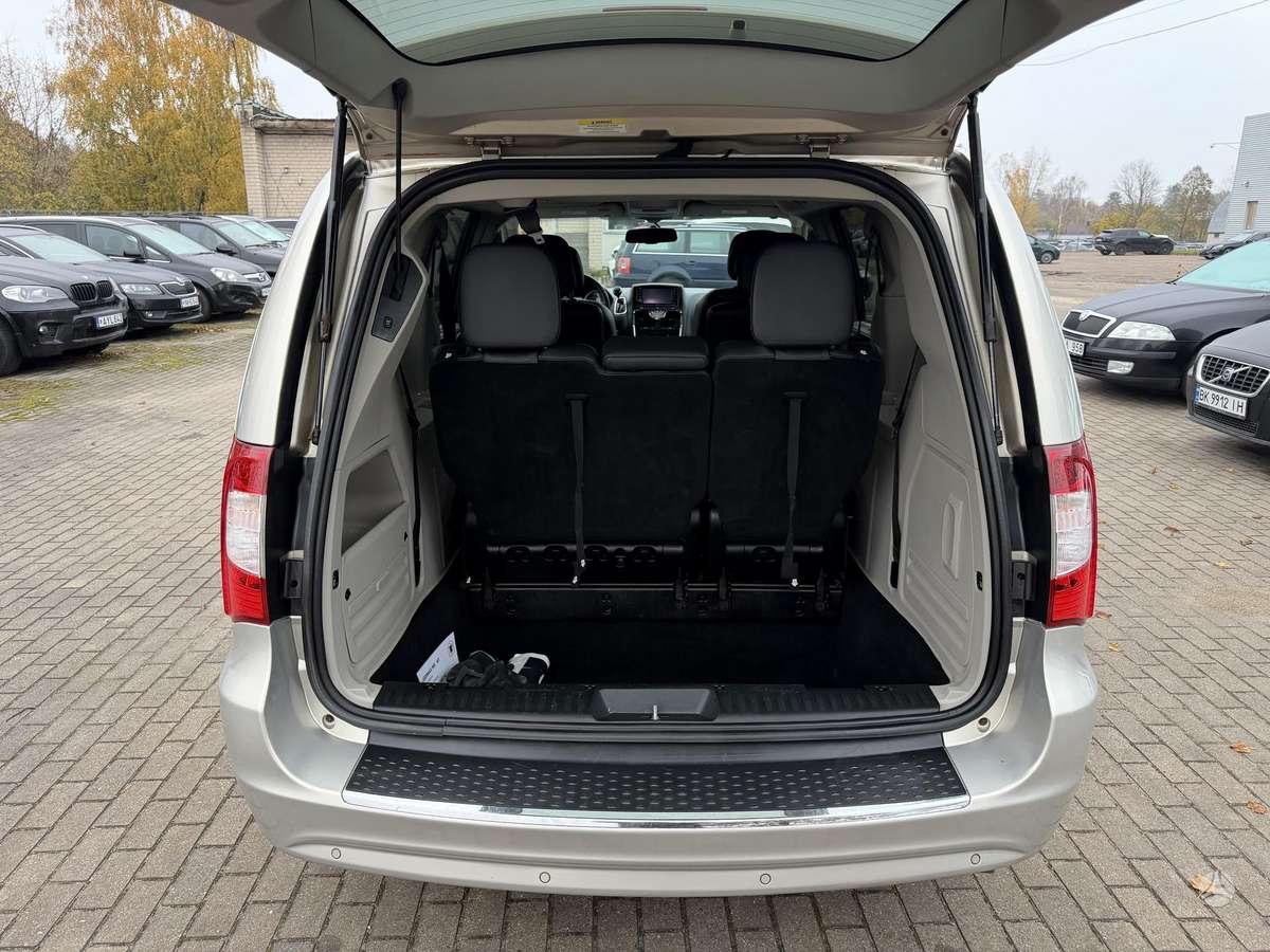 Chrysler Town 2012 — photo 17