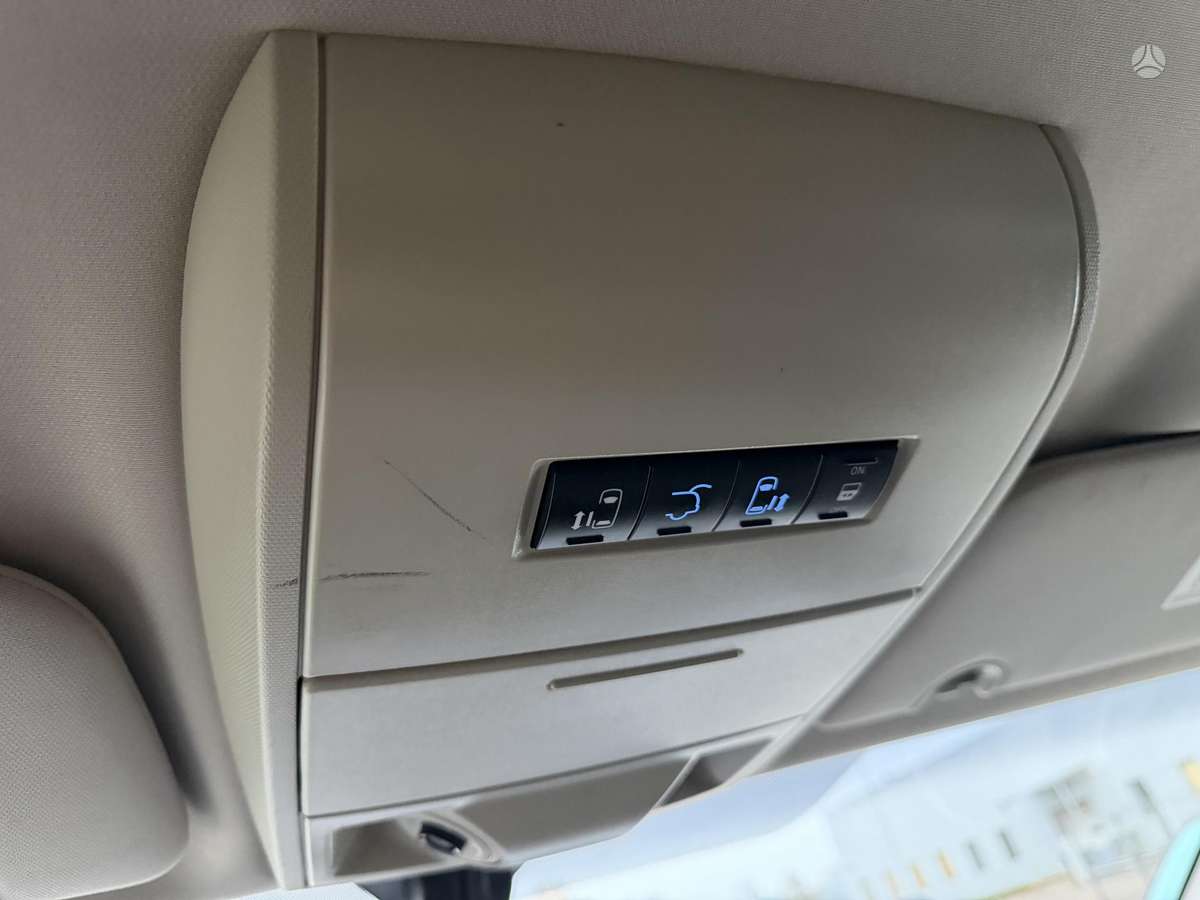 Chrysler Town 2012 — photo 26