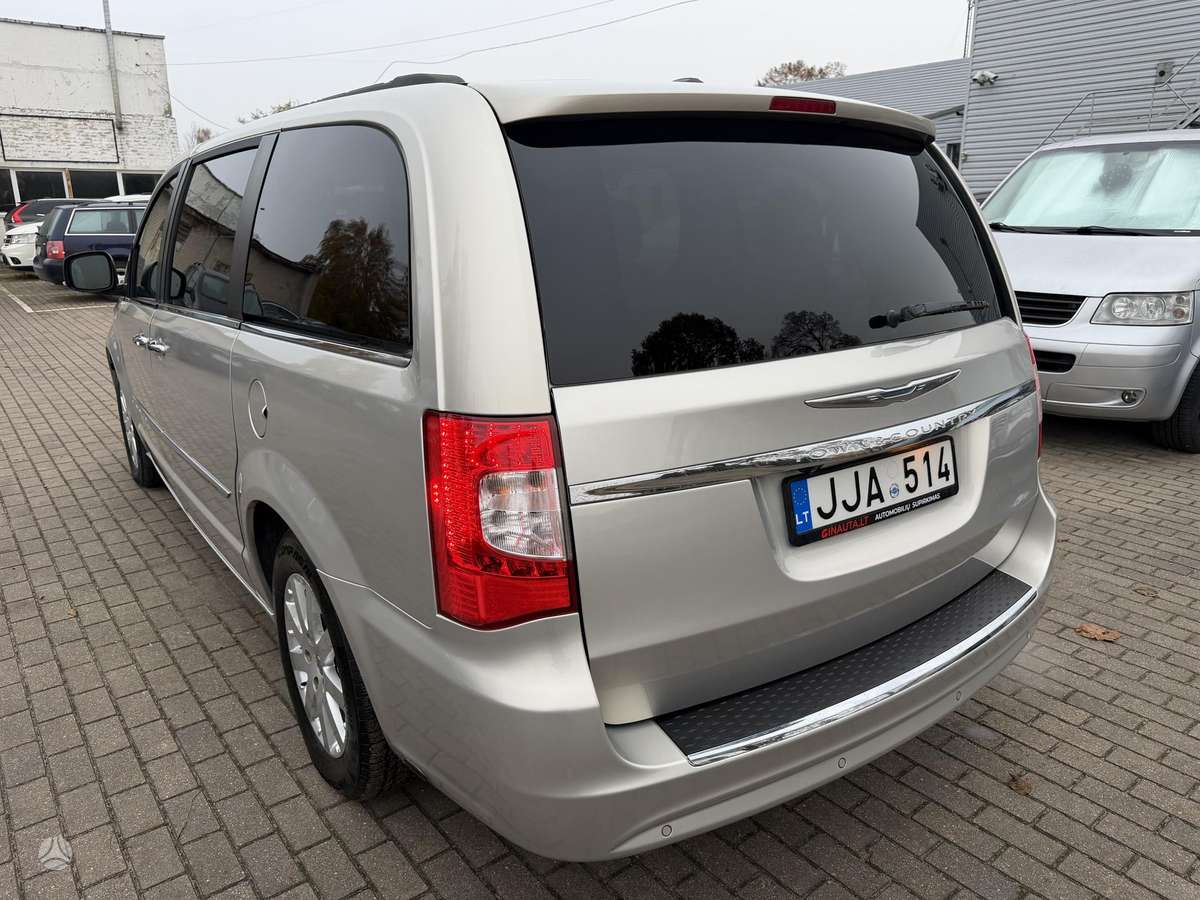 Chrysler Town 2012 — photo 5