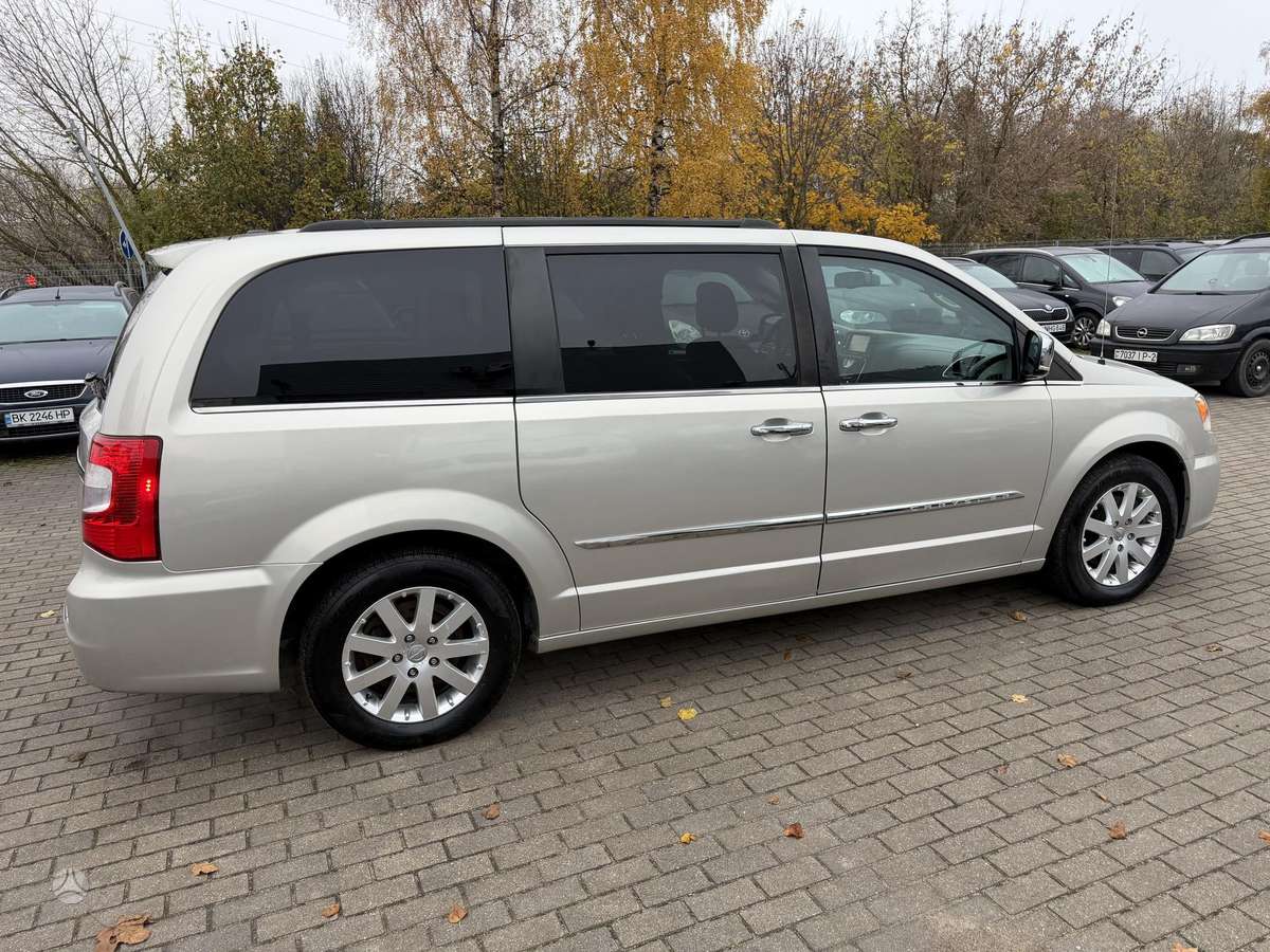 Chrysler Town 2012 — photo 8