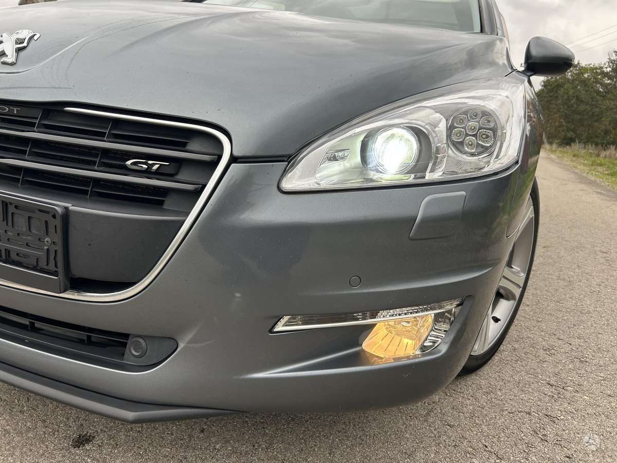 Peugeot 508 2012 — photo 11