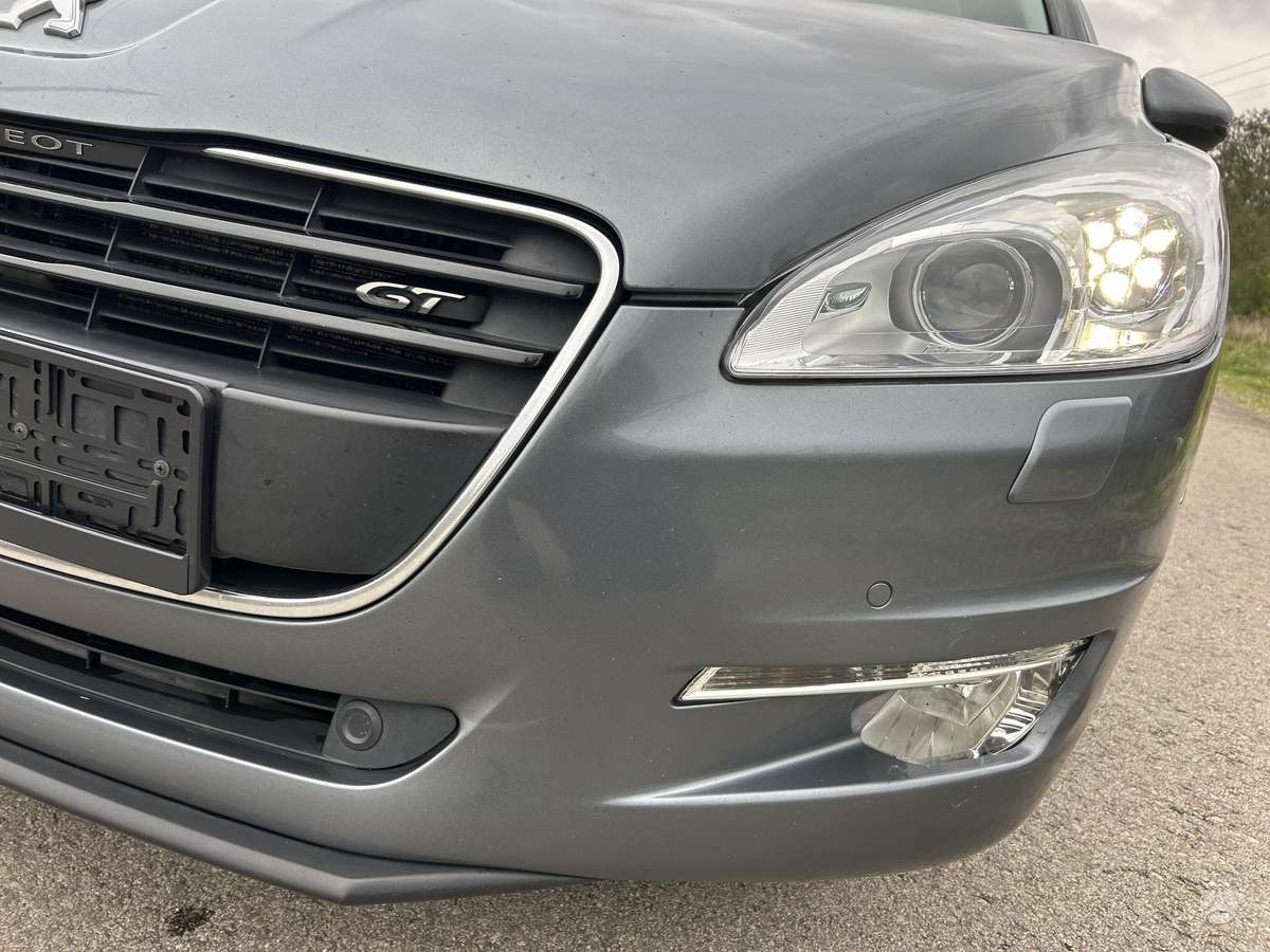 Peugeot 508 2012 — photo 12