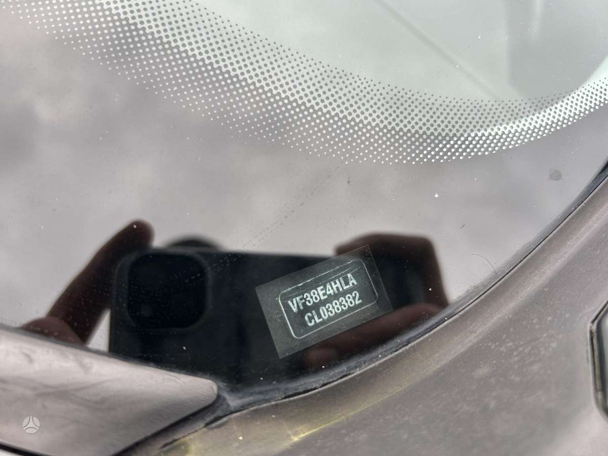 Peugeot 508 2012 — photo 14