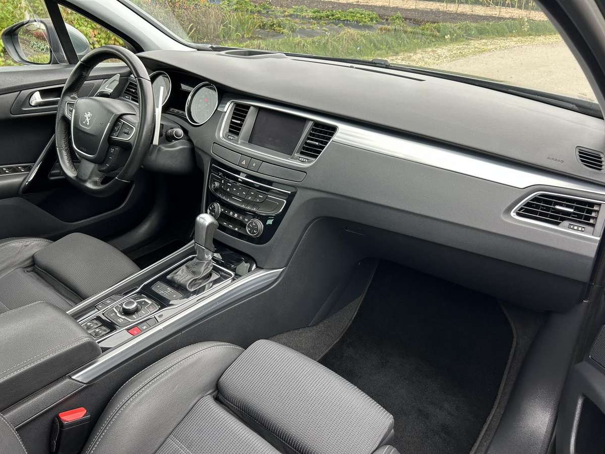 Peugeot 508 2012 — photo 30