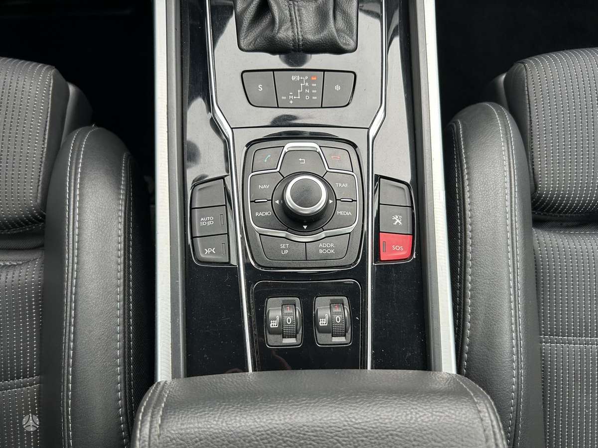 Peugeot 508 2012 — photo 36