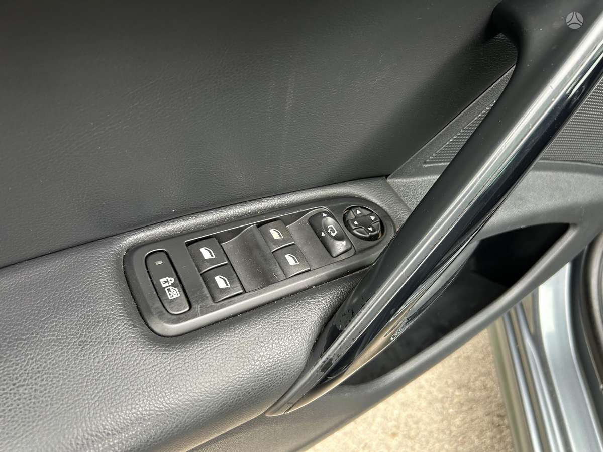 Peugeot 508 2012 — photo 42