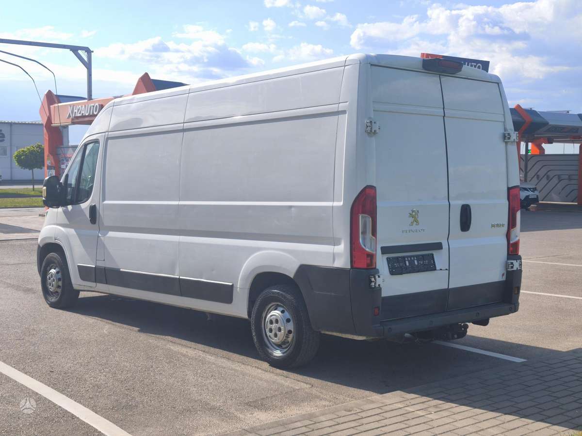 Peugeot Boxer 2015 — engine 2198 cm³, 131 HP (96kW)