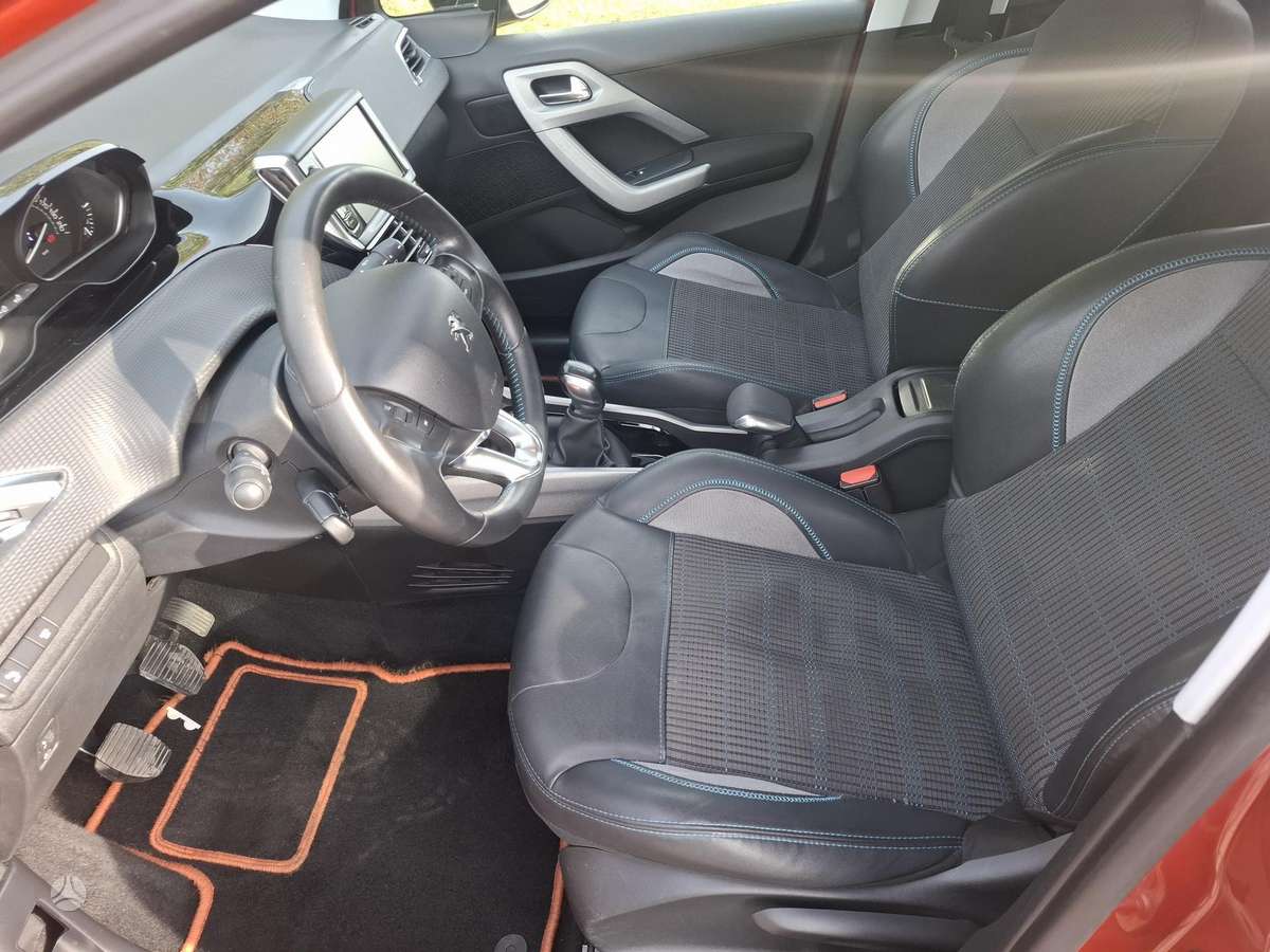 Peugeot 2008 2015 — photo 6