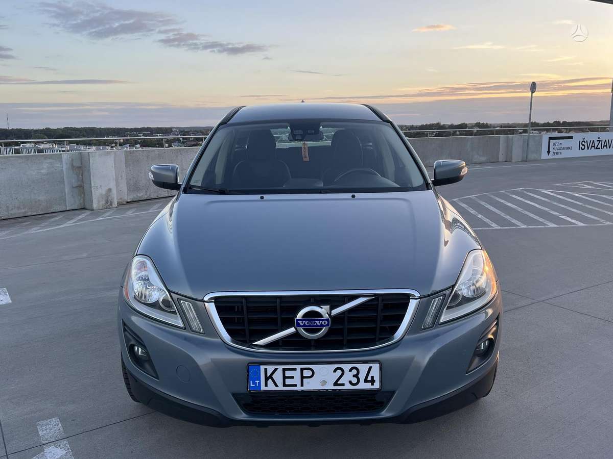 Volvo XC60 2009 — photo 12