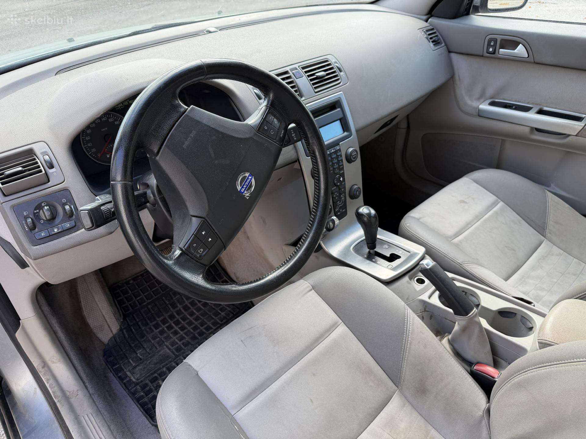 Volvo V50 2006 — photo 11
