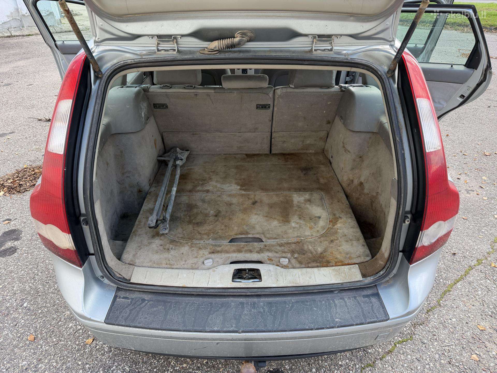 Volvo V50 2006 — photo 14