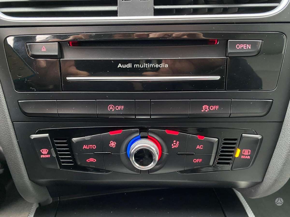 Audi A4 2012 — photo 14