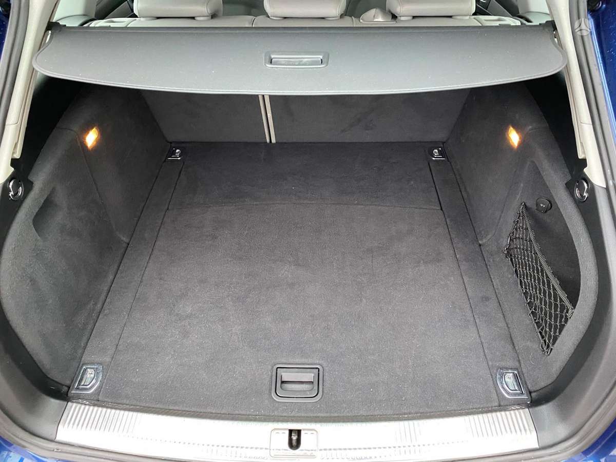 Audi A4 2012 — photo 19