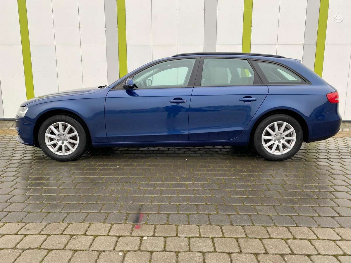 Audi A4 2012 — photo 6