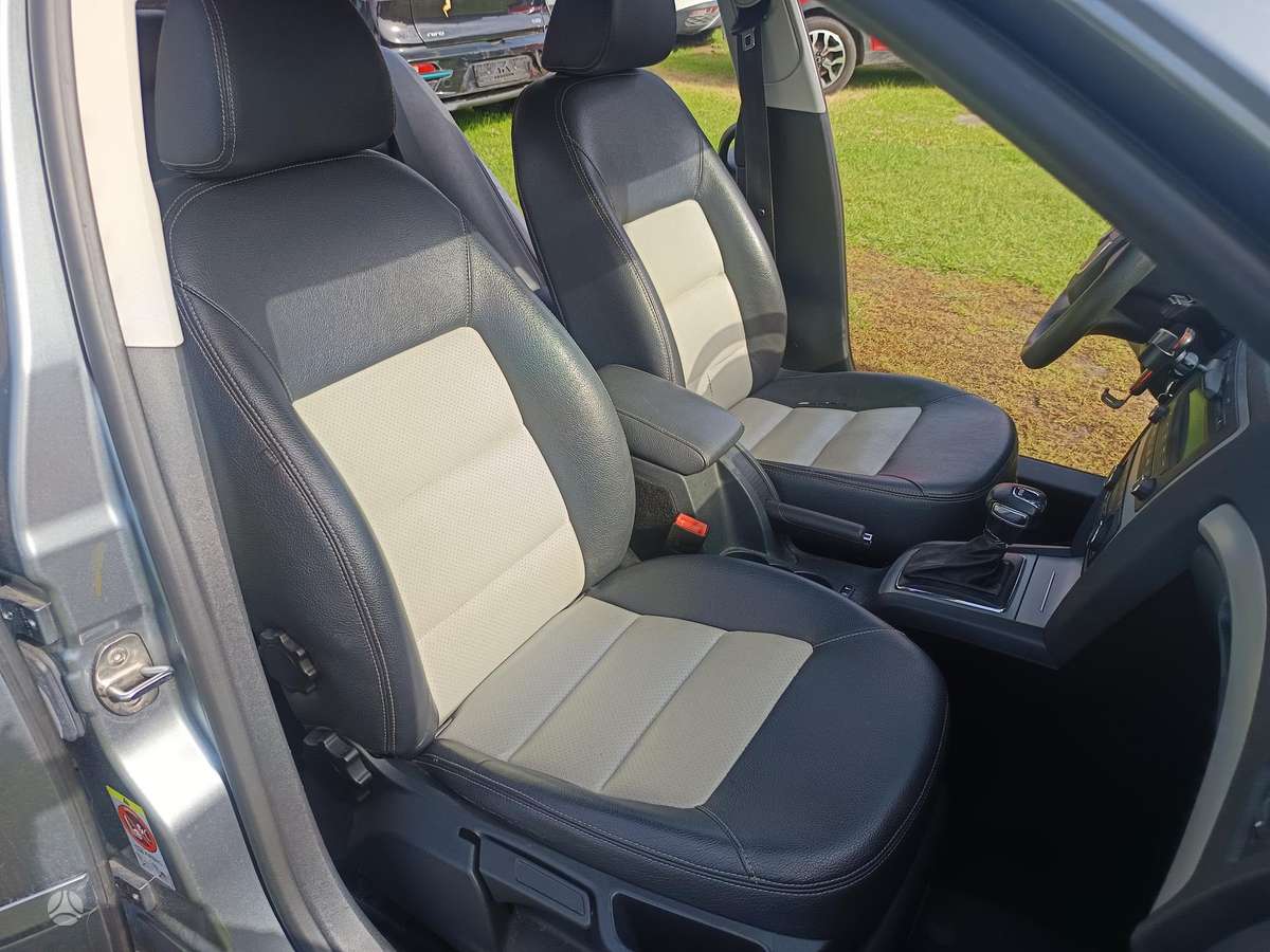 Skoda Octavia 2012 — photo 13