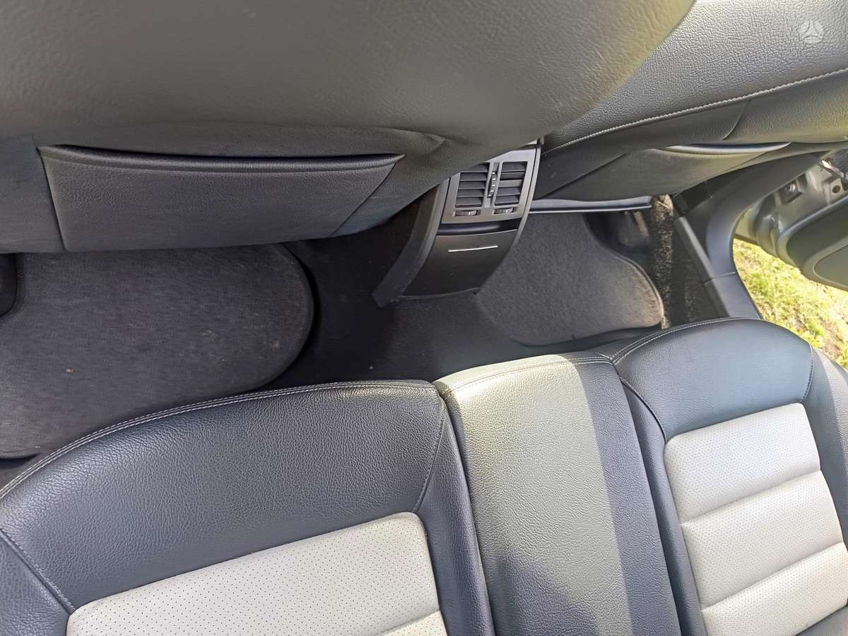 Skoda Octavia 2012 — photo 18